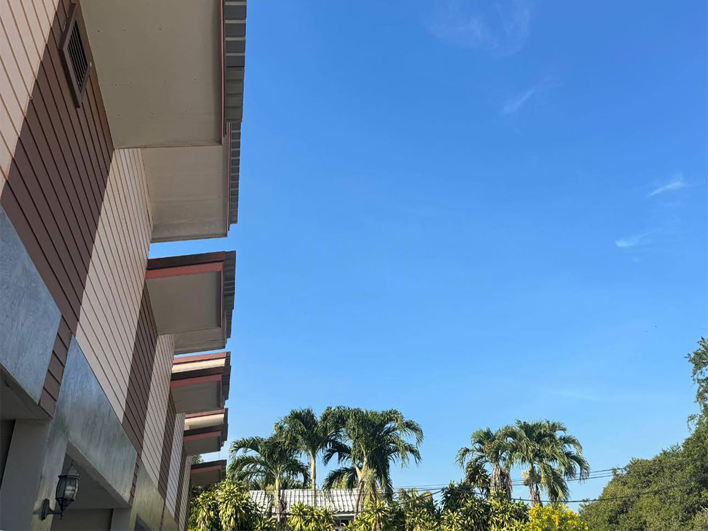 เมอร์รี่ รีสอร์ท