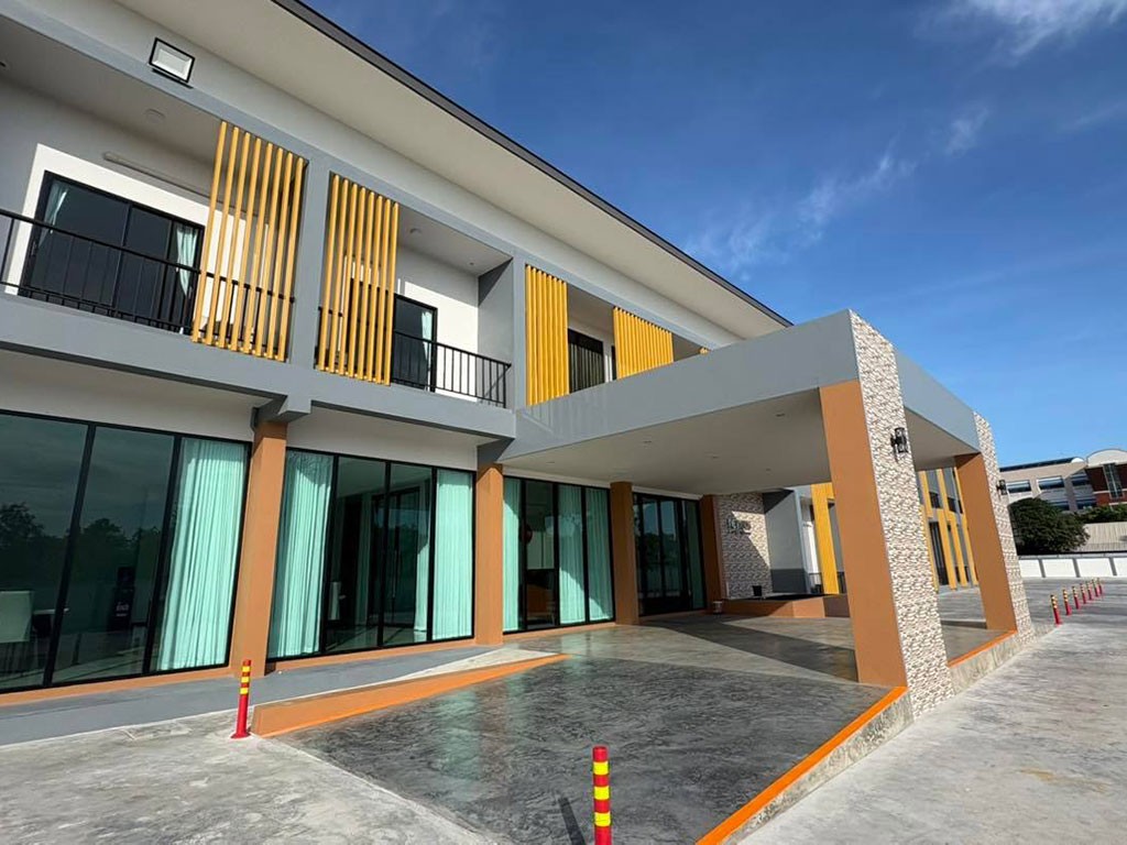 เดอปารีส ร้อยเอ็ด