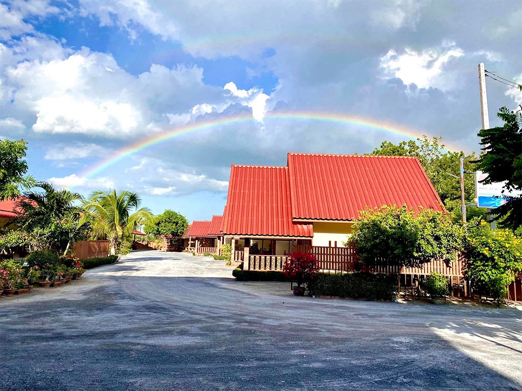 วาเลนไทน์ รีสอร์ท อู่ทอง