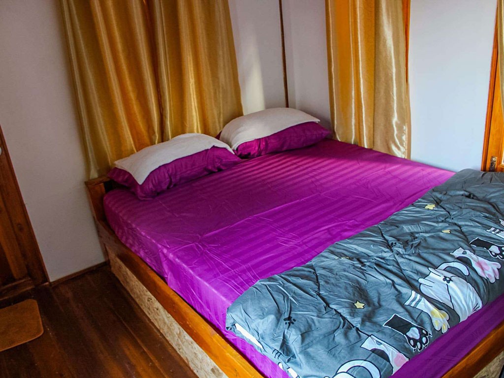 ครัวบ้านไม้สักโฮมสเตย์ เขาวงพระจันทร์