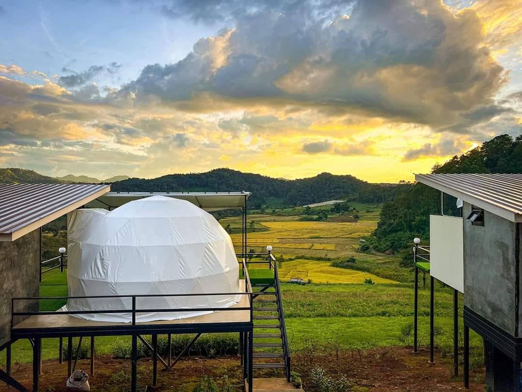 สวนไร่รุ่งอรุณ