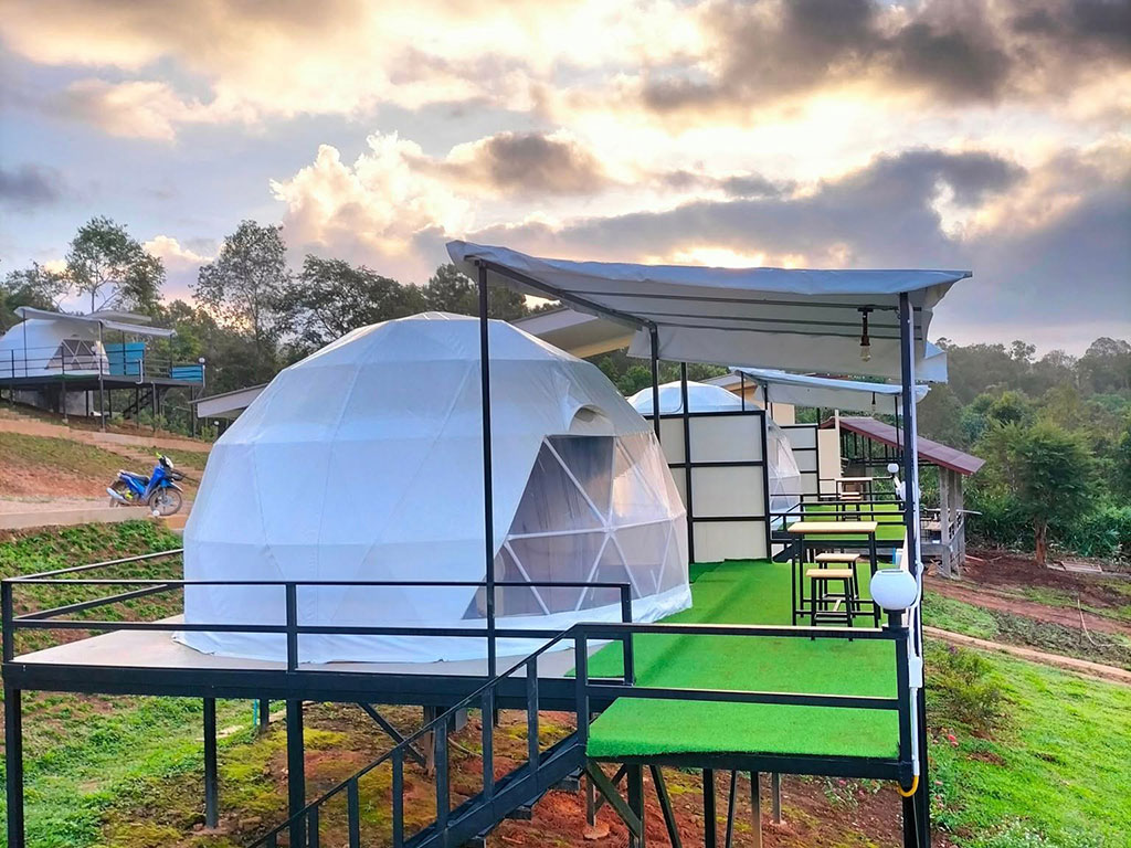 สวนไร่รุ่งอรุณ