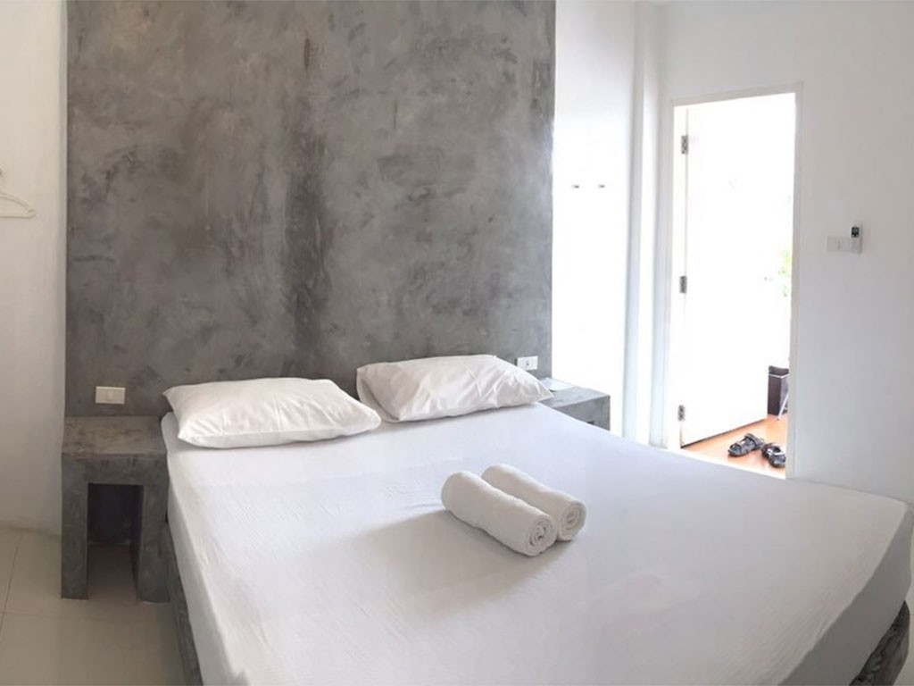 เคียงน้ำ รีสอร์ท คลองหลวง