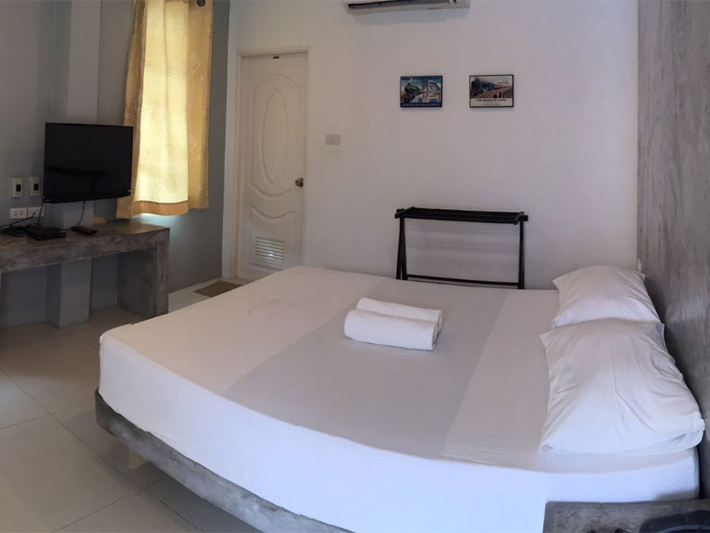 เคียงน้ำ รีสอร์ท คลองหลวง