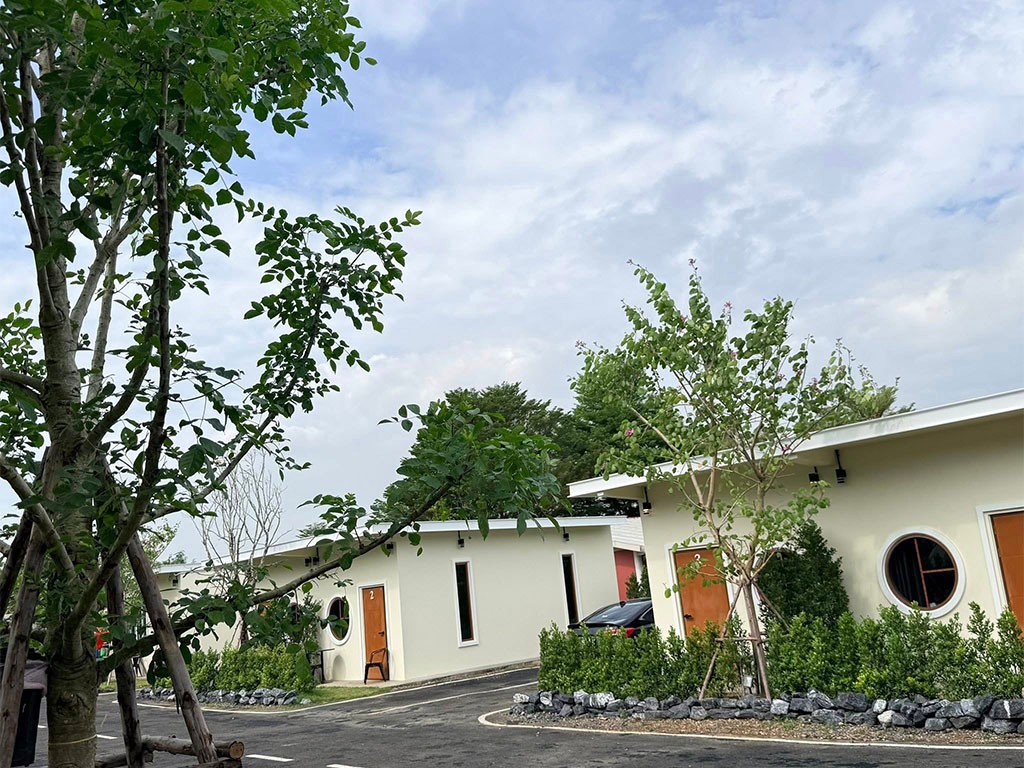 พายอาร์ทู รีสอร์ท