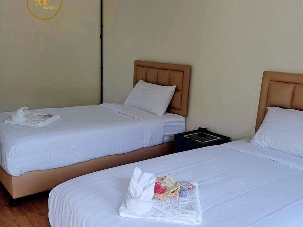 พายอาร์ทู รีสอร์ท