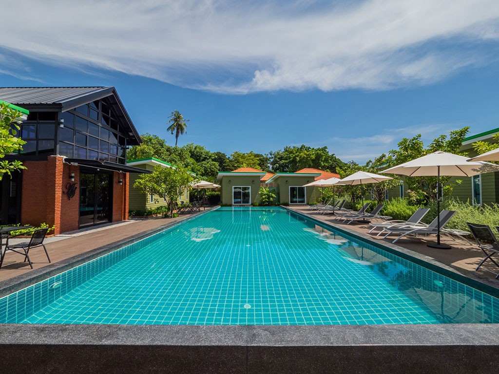 สกาย ฮิป รีสอร์ท