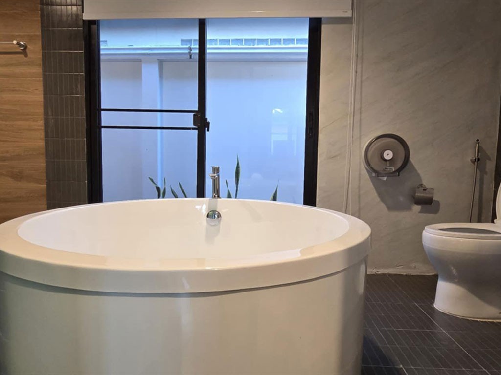 ชีวา รีสอร์ท