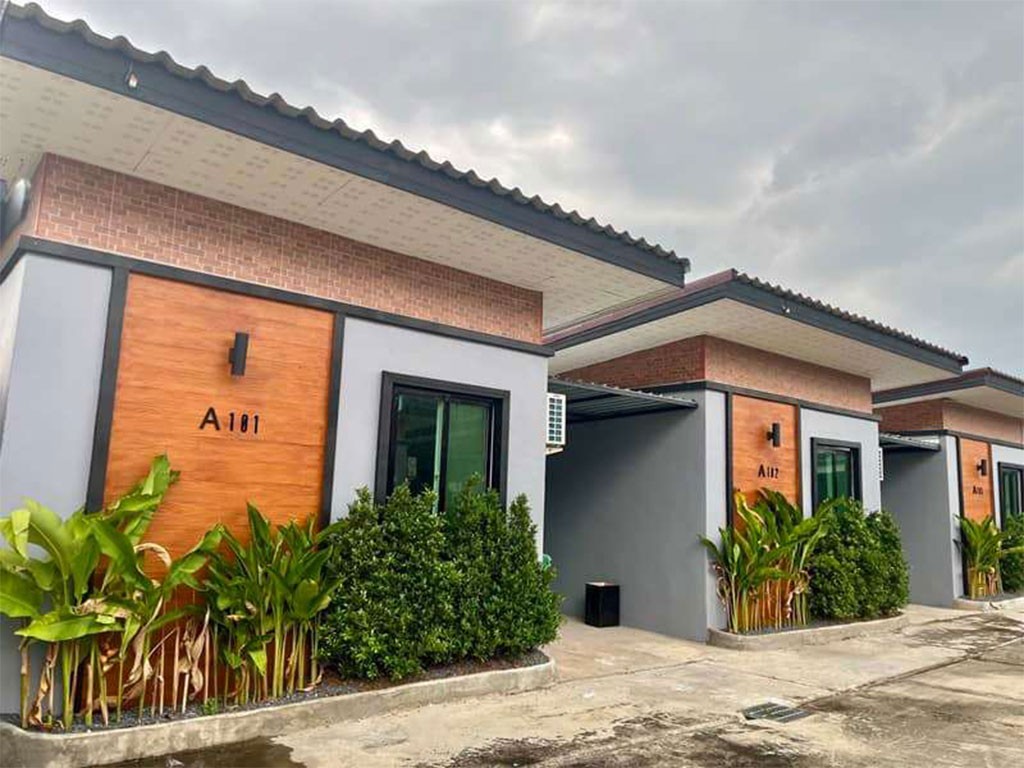 ชีวา รีสอร์ท