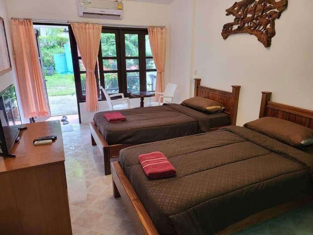 ทรายขาวอินน์ เกาะช้าง