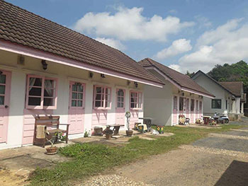 บ้านเคียงน้ำ รีสอร์ท โขงเจียม