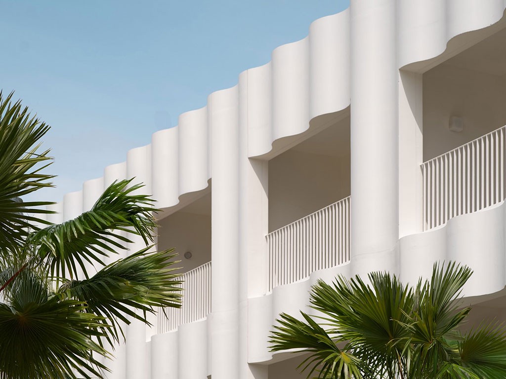 เดอะ สแตนดาร์ด พัทยา นาจอมเทียน