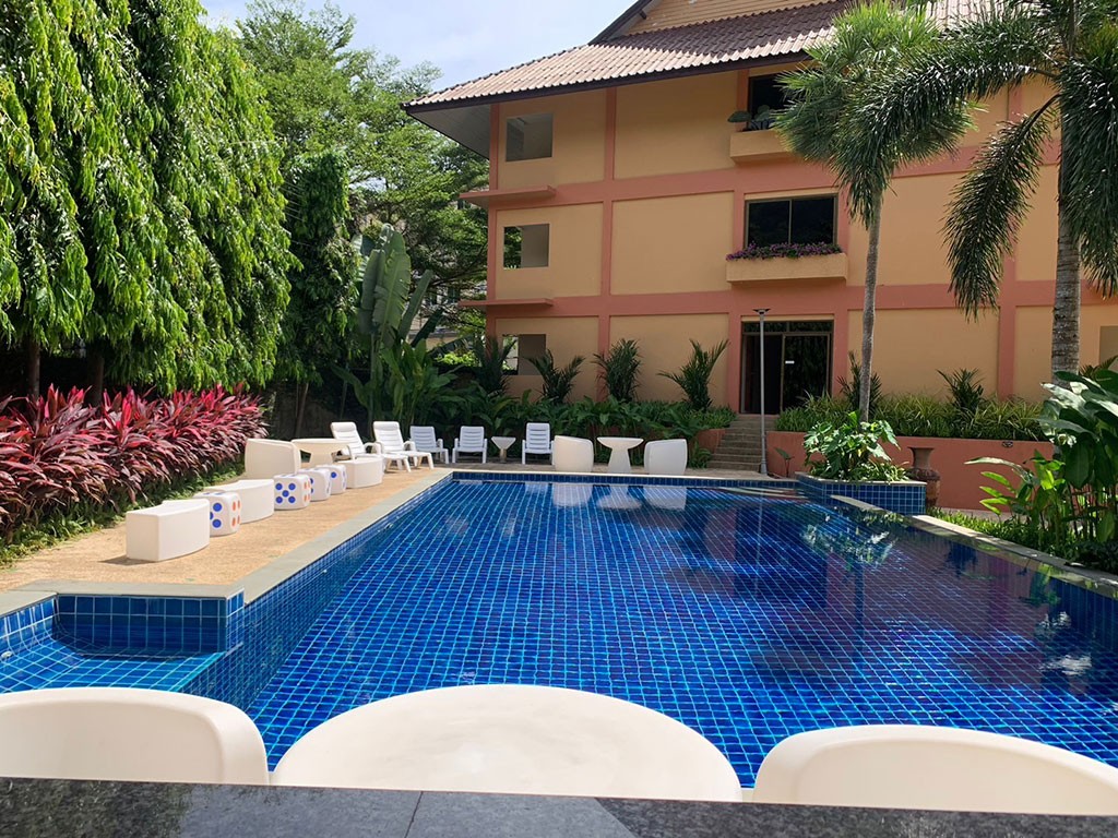 ดูศิลา เกาะช้าง