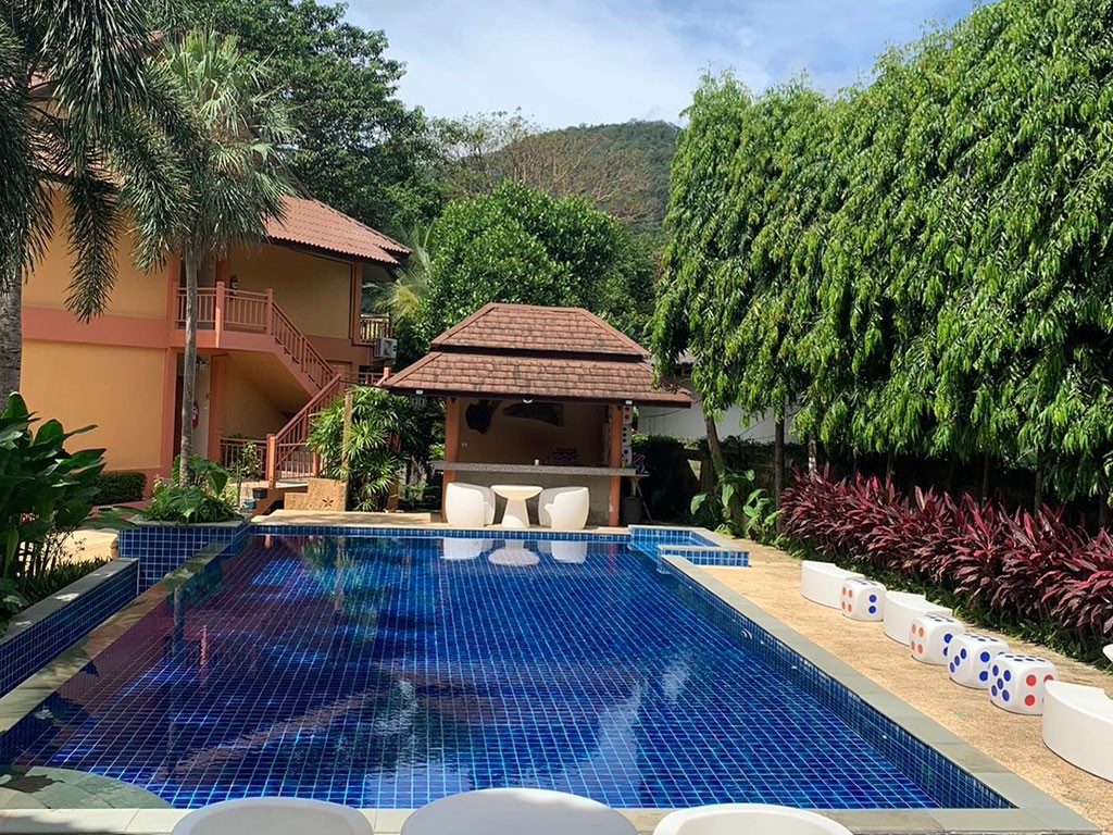 ดูศิลา เกาะช้าง