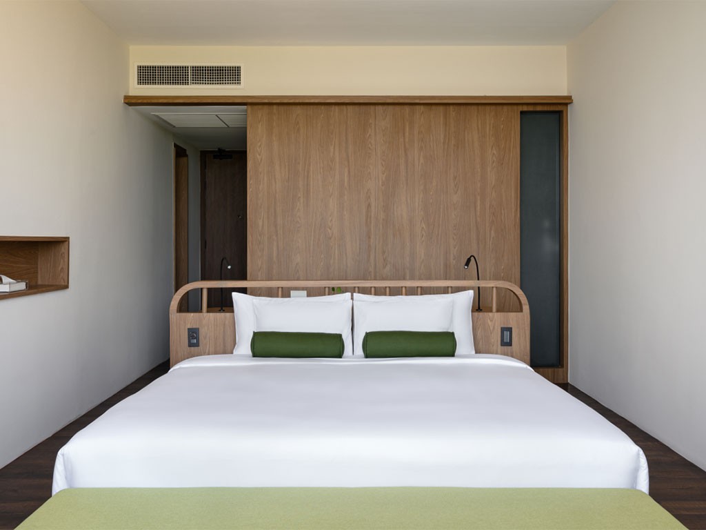 นีรา รีทรีท โฮเทล