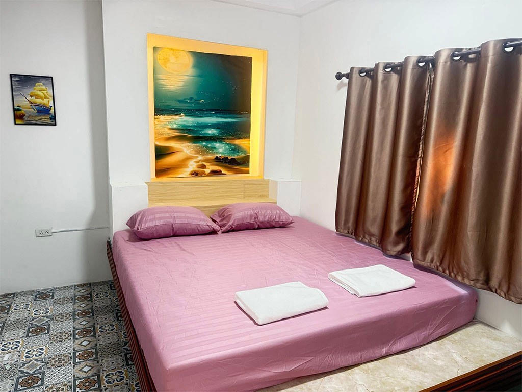 ต้นทอง รีสอร์ท บางกระทุ่ม