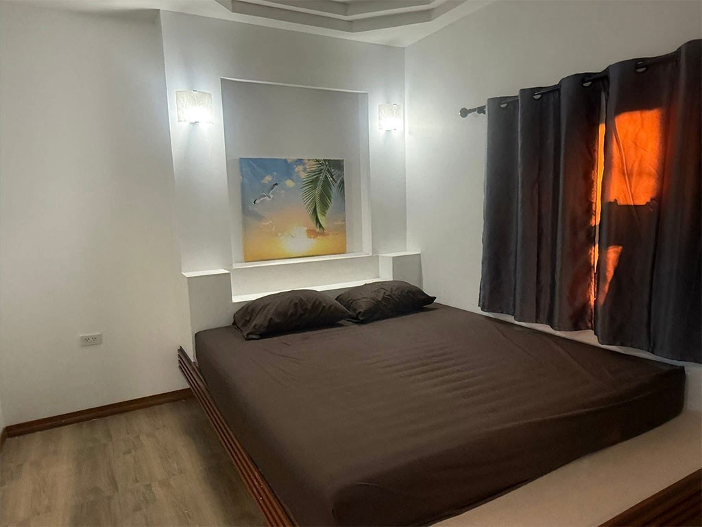 ต้นทอง รีสอร์ท บางกระทุ่ม