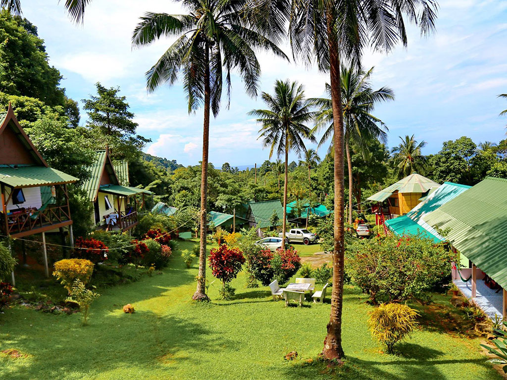 ทีพี ฮัทส์ บังกะโล