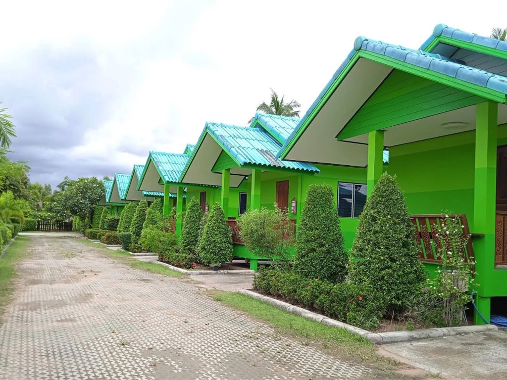 กรีน รีสอร์ท บ่อวิน