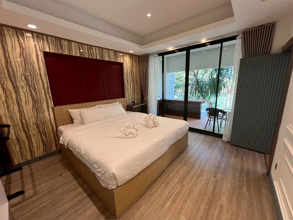 พีอี ใหม่ เฮาส์