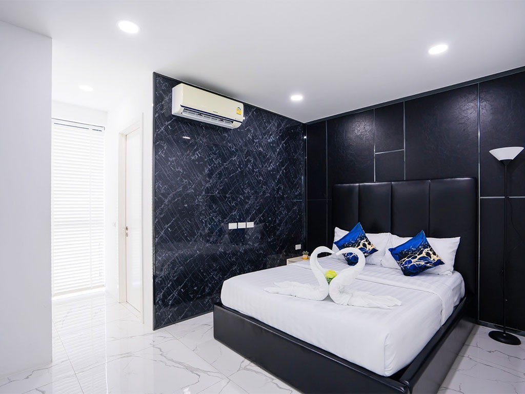 ยัวร์เดย์ พูลวิลล่า