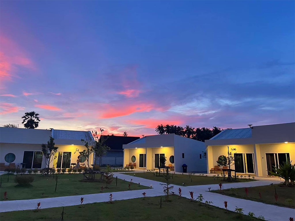 ซีเฮฟเว่น รีสอร์ท