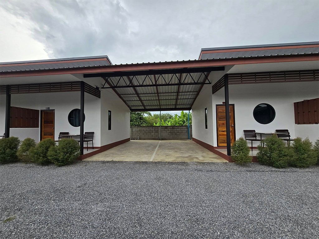 แฟมิรี่ โฮมส์ รีสอร์ท เขาใหญ่