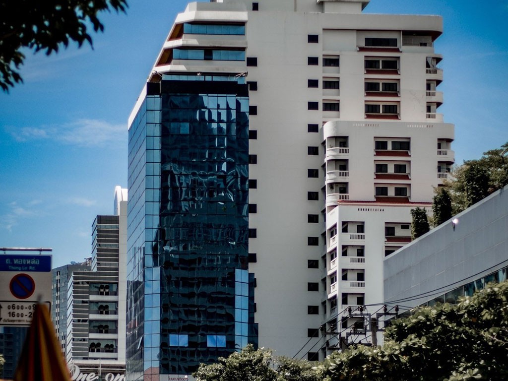 ยูไนเต็ด ทาวเวอร์ ทองหล่อ บาย แอสพิรา