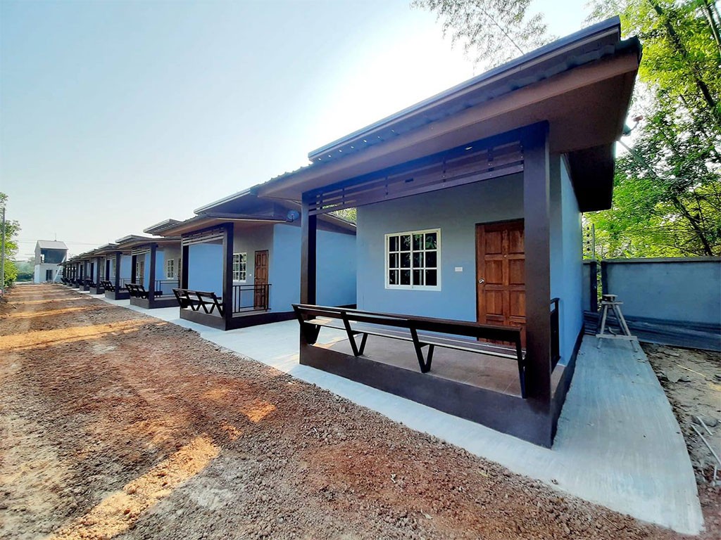 เฮือนพี่น้อง