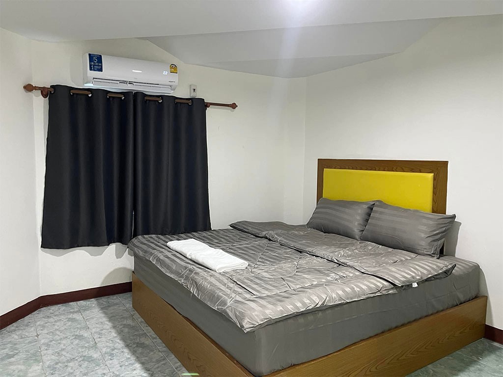 ไลท์ เฮ้าส์ สุรินทร์