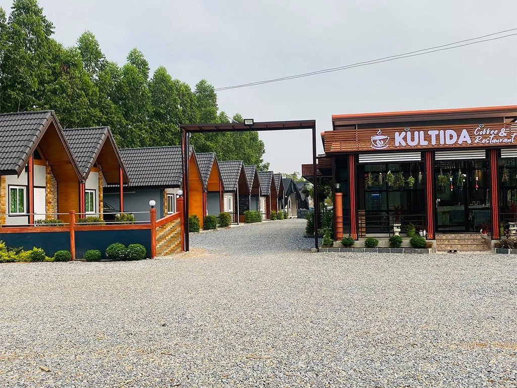 แววเพ็ชร รีสอร์ท แอนด์ กุลธิดา คอฟฟี่