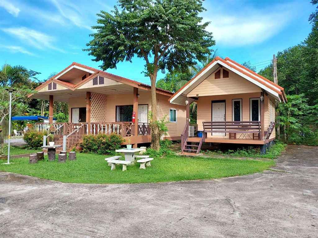 Lakeview Resort Pluak Daeng