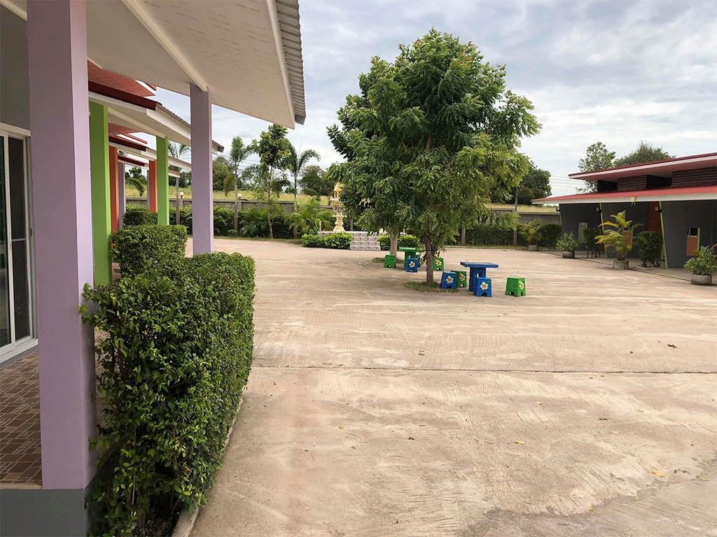 อุ่นรัก รีสอร์ท ปลวกแดง