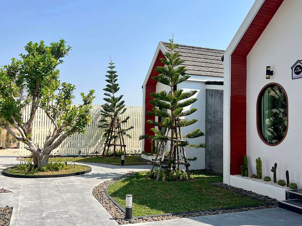 คำใหญ่ใหญ่ รีสอร์ท