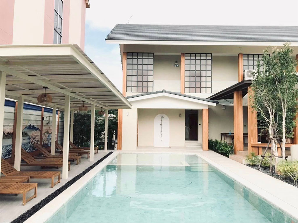 ธาริ พูลวิลล่า แอนด์ โฮเทล