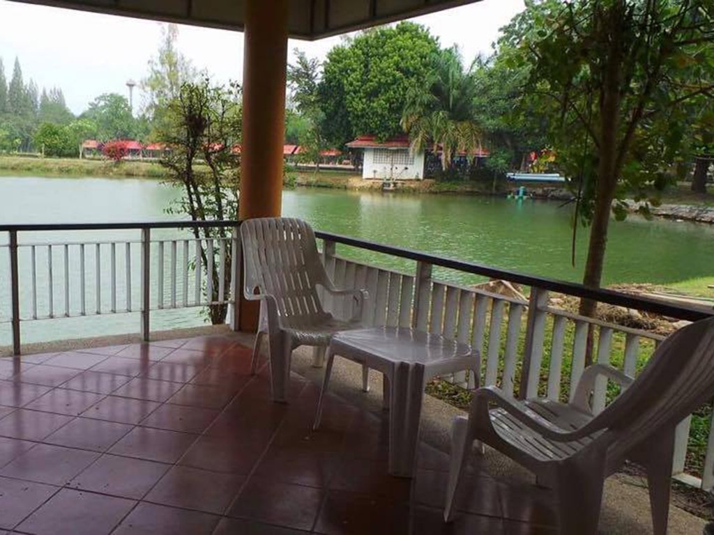 ชะอำ ฟิชชิ่ง ปาร์ค รีสอร์ท