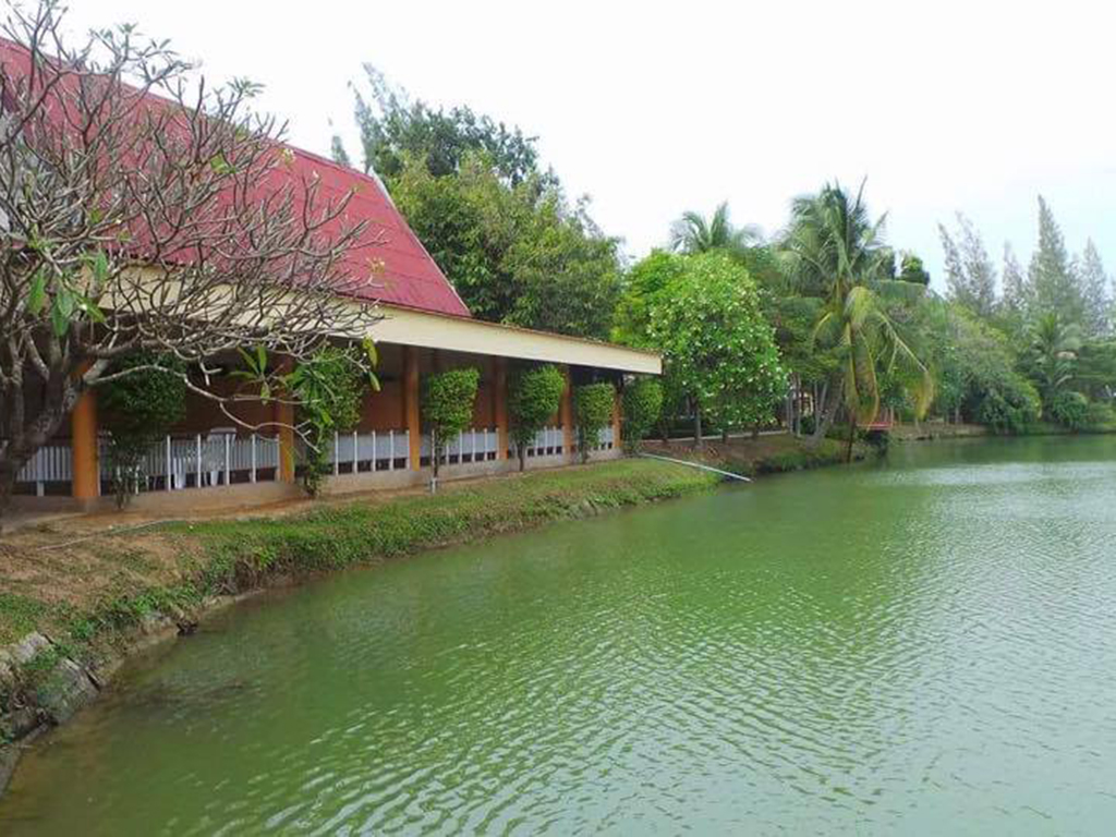 Cha Am Fishing Park Resort
