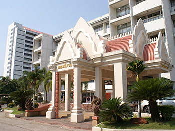 Phanom Piman Hotel