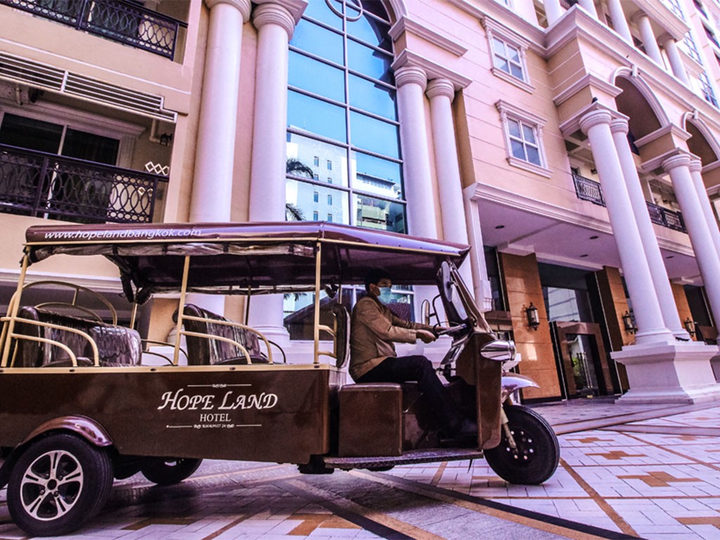 โฮปแลนด์ สุขุมวิท 24