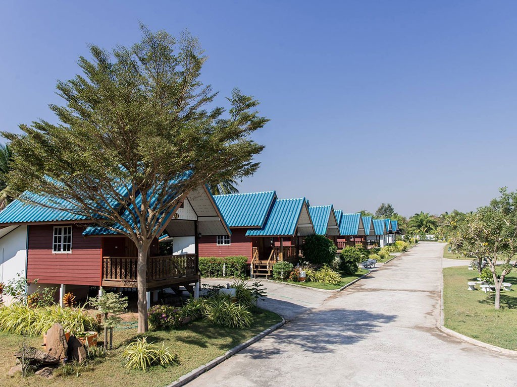 ธนวรรณ รีสอร์ท ศรีสะเกษ