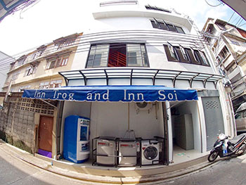 Inn Trog and Inn Soi