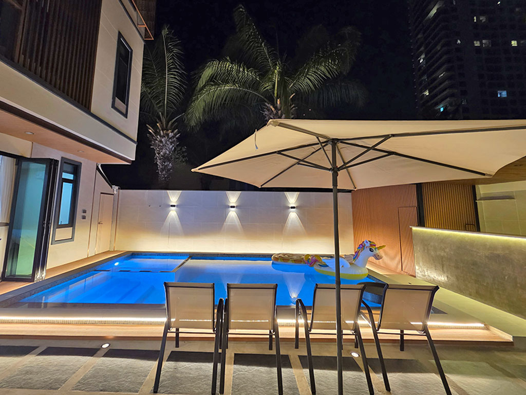 マジェスティック54プールヴィラ