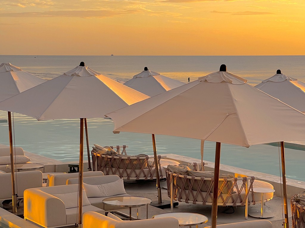 ซันแดนซ์ เดย์คลับ หัวหิน