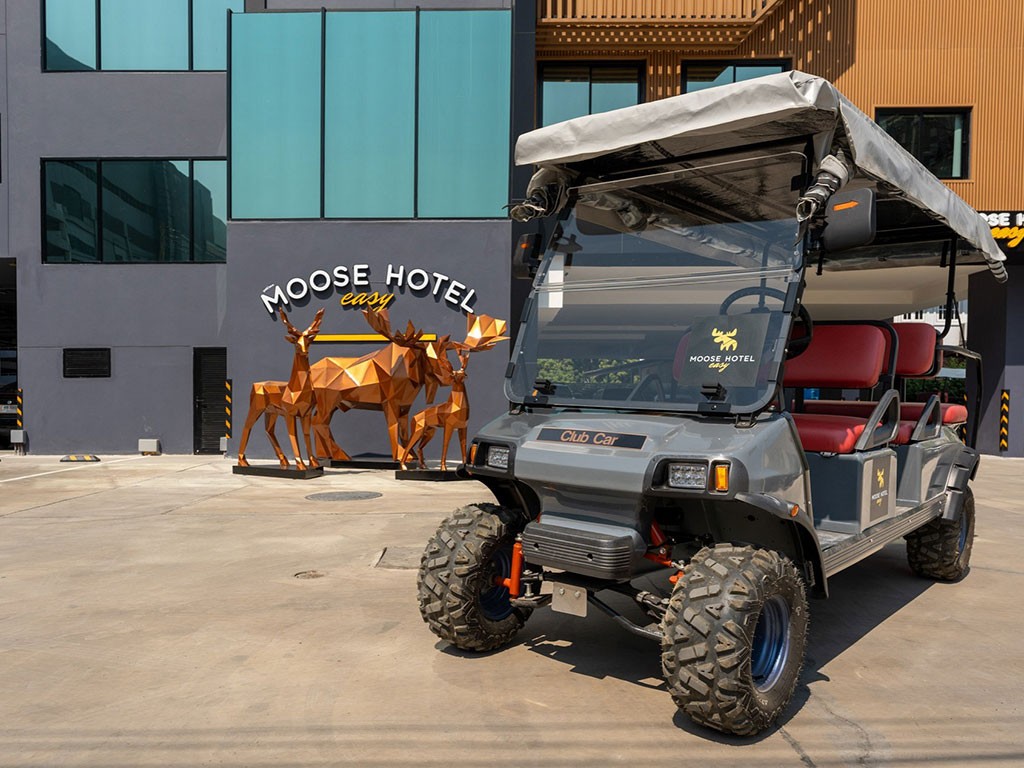 มูส อีซี่ โฮเทล