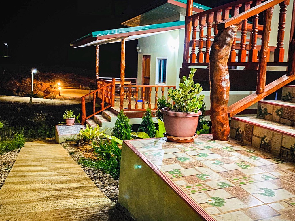 รีแลกซ์เฮาส์ เกาะยาวใหญ่