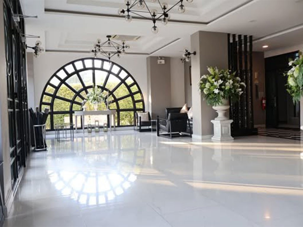 เอวา โฮเทล