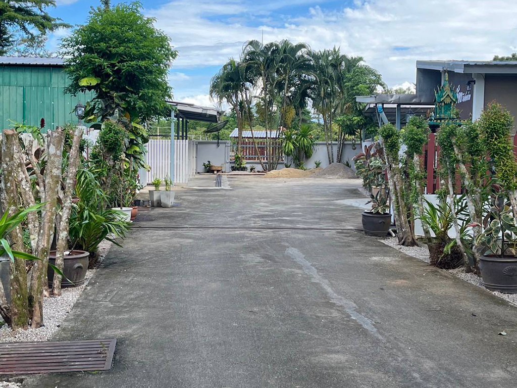 ลานช้าง รีสอร์ท