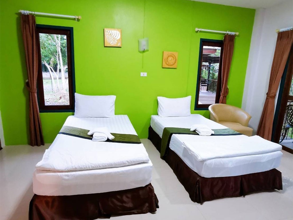 ฟาร์มสุข เรสซิเดนซ์ แอนด์ รีสอร์ท