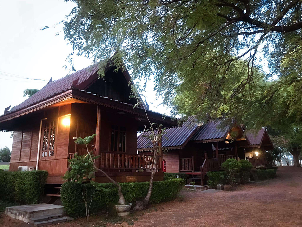 บ้านไร่ รีสอร์ท หนองม่วง