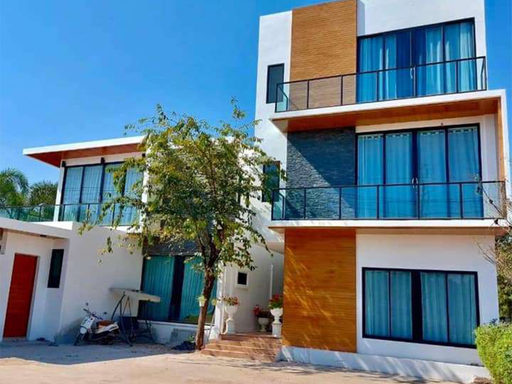 เชญ่าเฮ้าส์ ศรีบุญเรือง